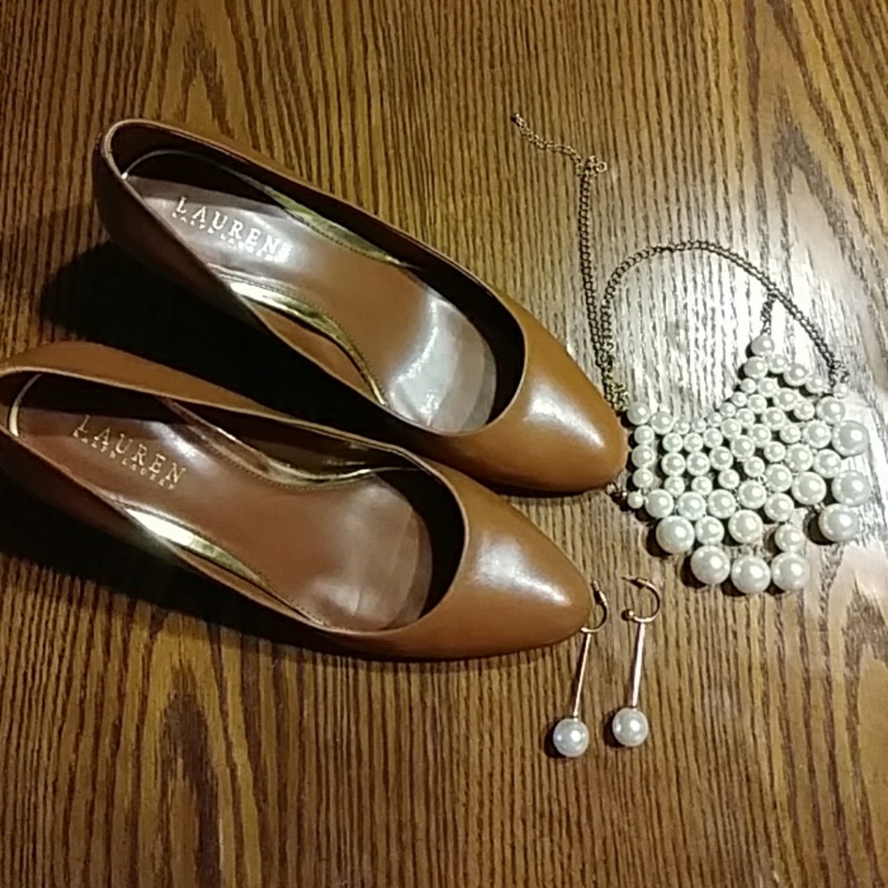Ralph Lauren Leather Pumps